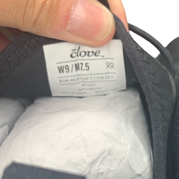 Clove All Black Nurse Shoes Women’s Size 9 Men’s Size 7.5 Nursing Sneakers - Picture 7 of 7